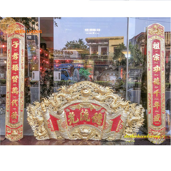 Hoành Phi Câu Đối Nền Đỏ Mạ Vàng 1m76