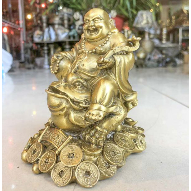 Di Lặc Cưỡi Thiềm Thừ Cầm Gậy Như Ý