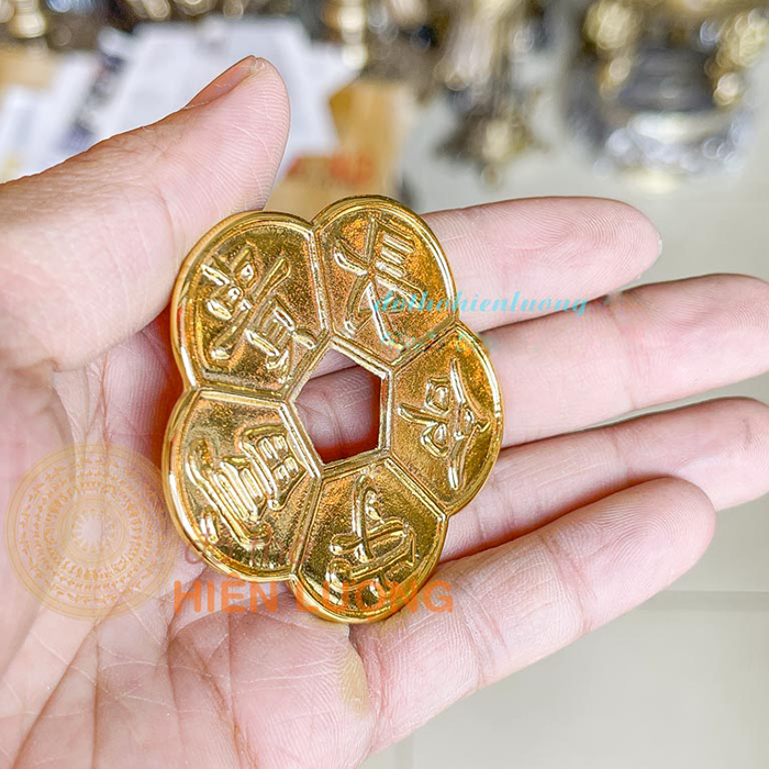 Đồng Tiền Hoa Mai Mạ Vàng Bỏ Ví
