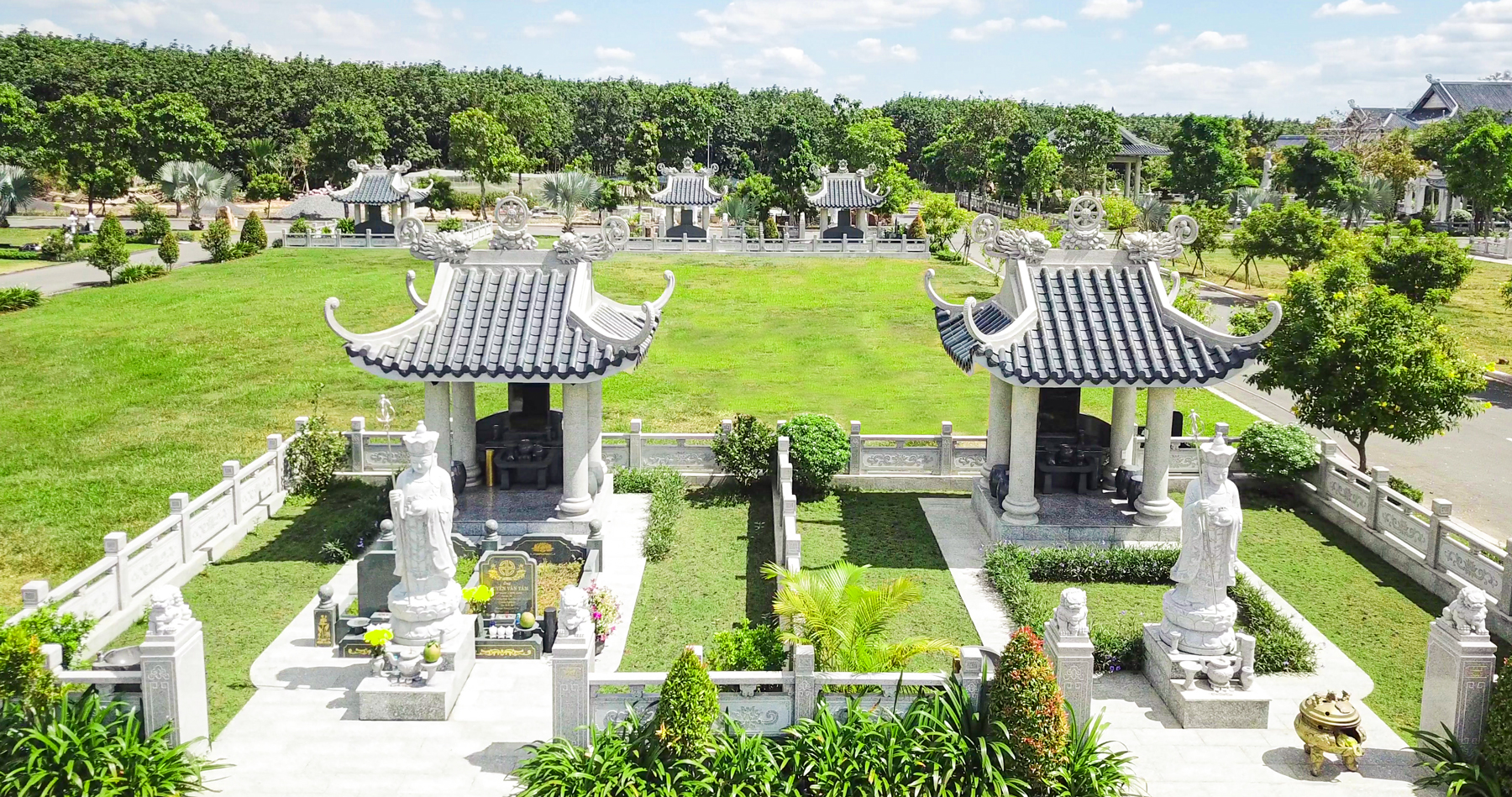 Mộ Gia Đình