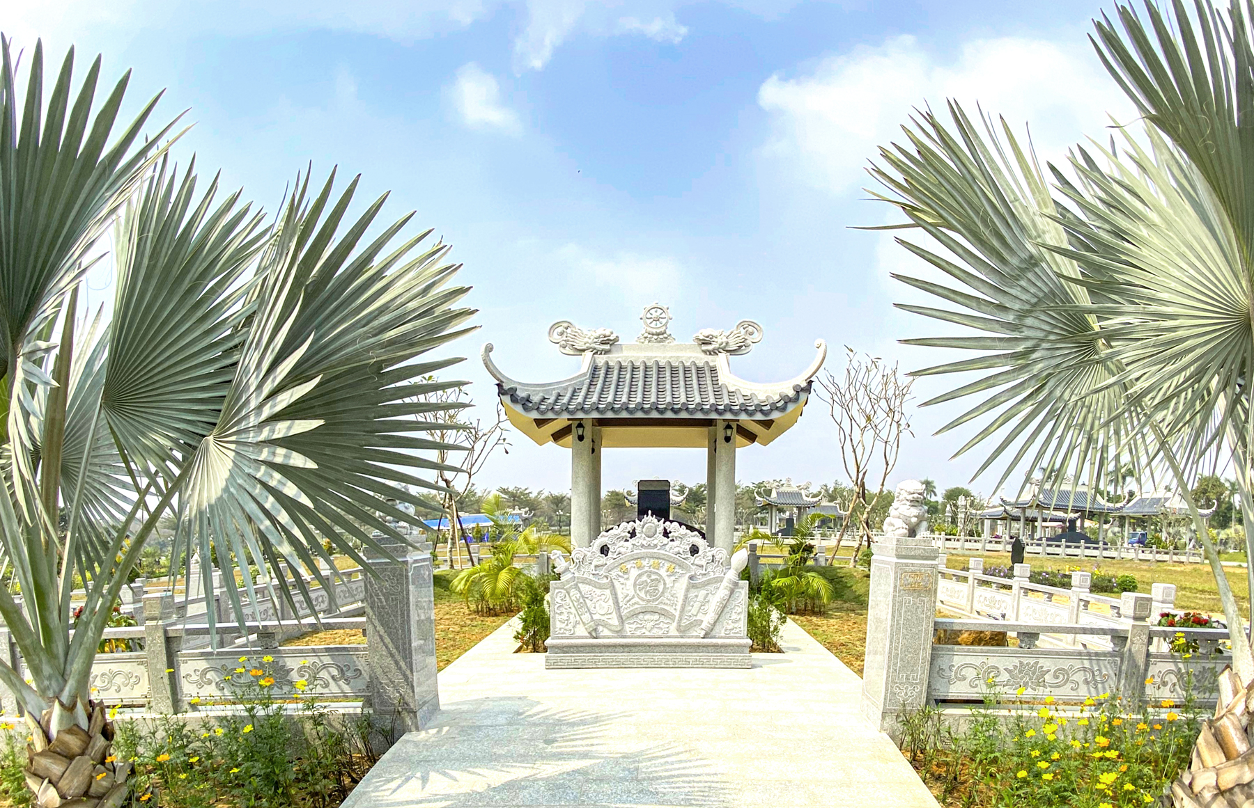 Mộ Gia Đình