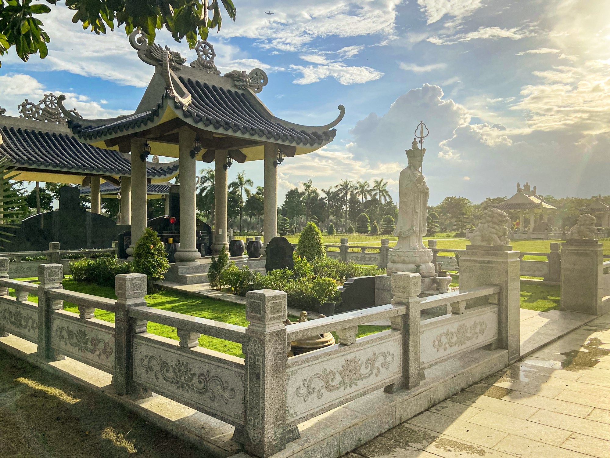 Mộ Gia Đình