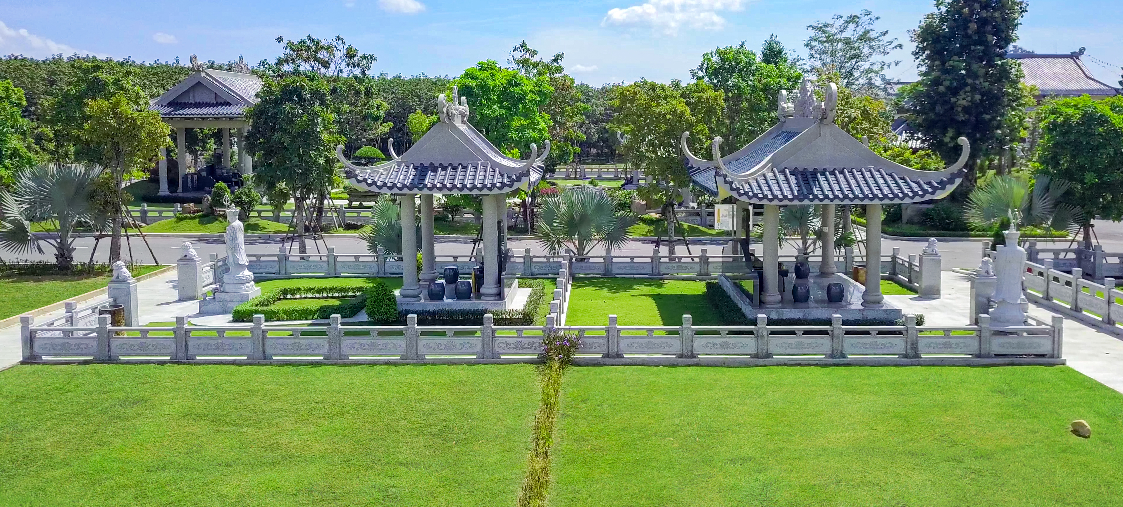 Mộ Gia Đình
