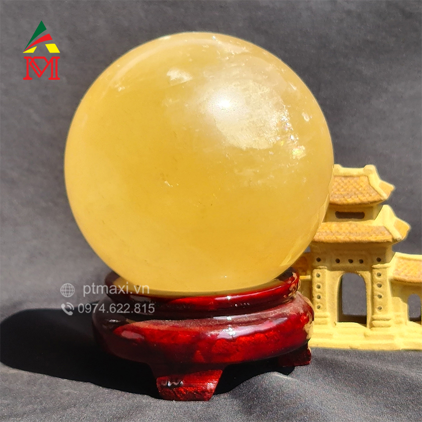 Quả Cầu Đá Thạch Anh Vàng Canxit 8Cm