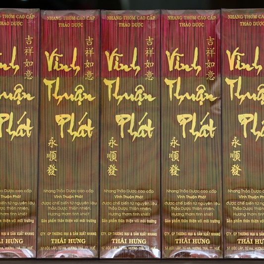 Nhang thảo dược Vĩnh Thuận Phát 30cm