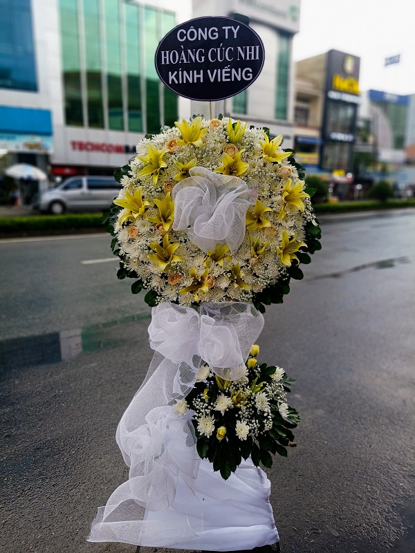 Hoa chia buồn mẫu 186